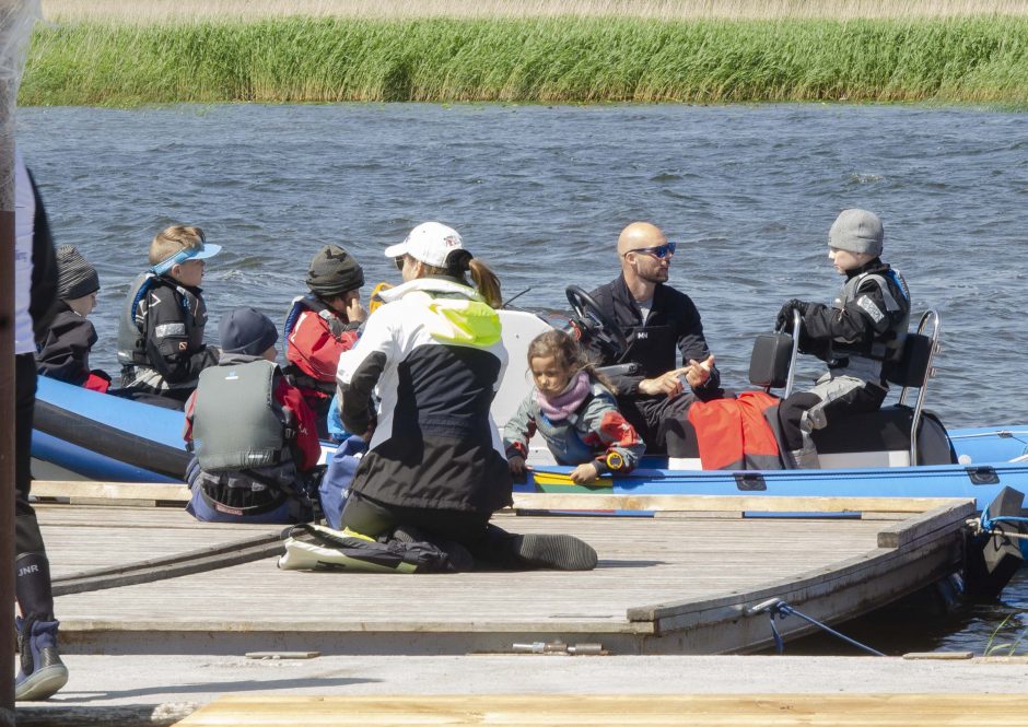 Kuršių marias skrodė kurėnai ir optimistai