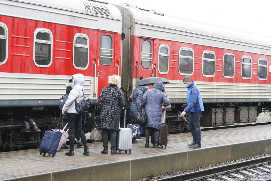 Klaipėdos traukinių stotyje – pareigūnai: jau šiandien vykdė asmenų patikras