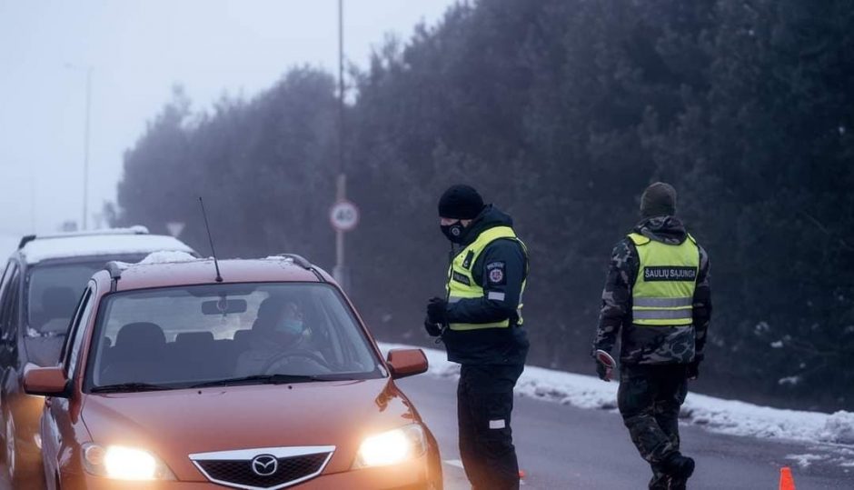 Tauragės pareigūnai informuoja: judėjimo kontrolė bus vykdoma mobiliuoju principu