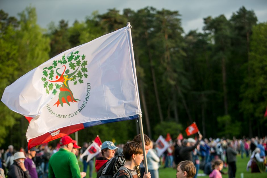 Žinomi žmonės apie „Didįjį šeimos gynimo maršą“: atrodo, kad šią šalį gali išgelbėti tik stebuklas