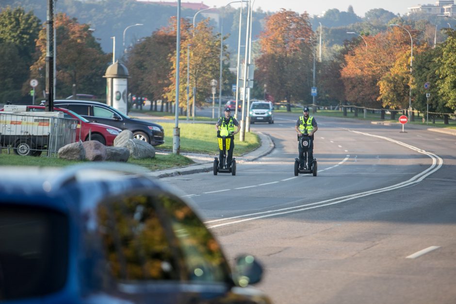 Policija pasirengė mitingui: centre – sustiprintos policijos pajėgos, įtartini asmenys bus tikrinami