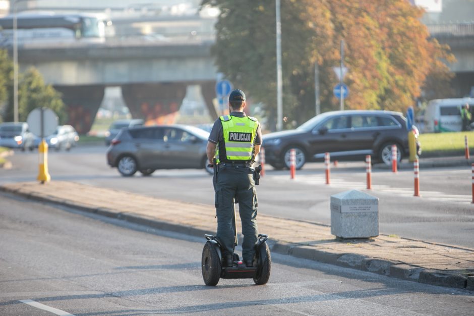 Policija pasirengė mitingui: centre – sustiprintos policijos pajėgos, įtartini asmenys bus tikrinami