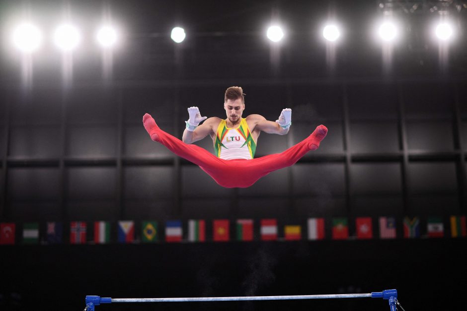 Nesėkmę Tokijuje patyręs gimnastas R. Tvorogalas: noriu pamiršti šias varžybas