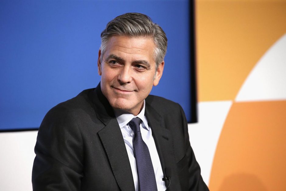 G. Clooney šokiravo niujorkiečius apsirengęs mirtininko liemene