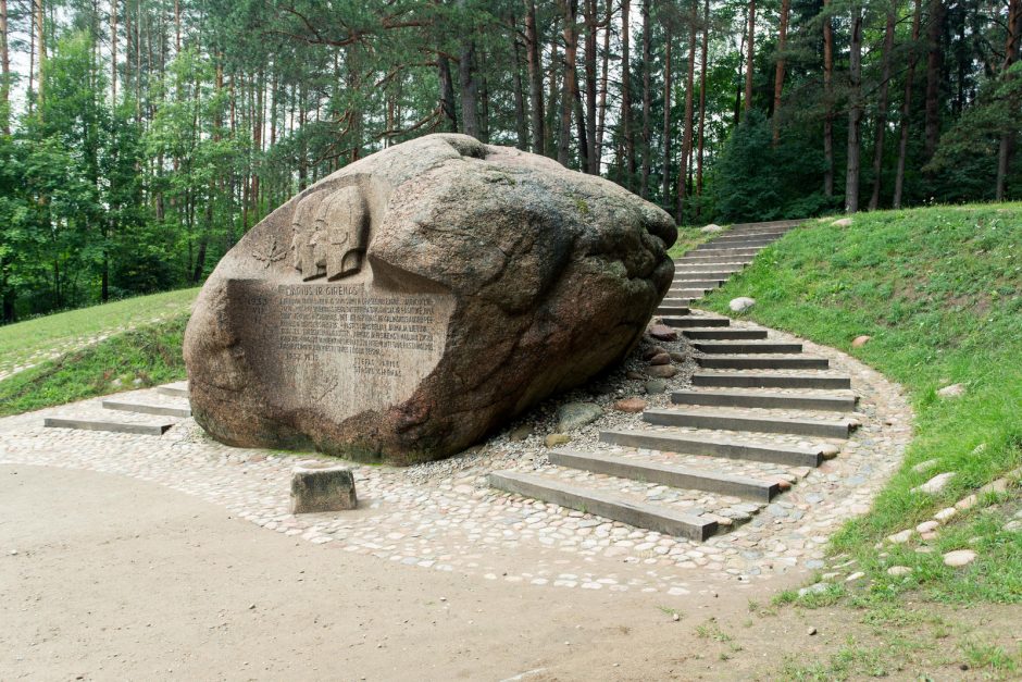 Balandžio 1-osios pokštas kainavo darbo vietą