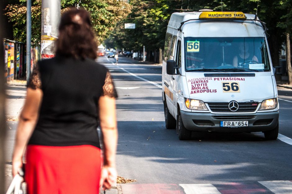 Chaosas dėl mikroautobusų