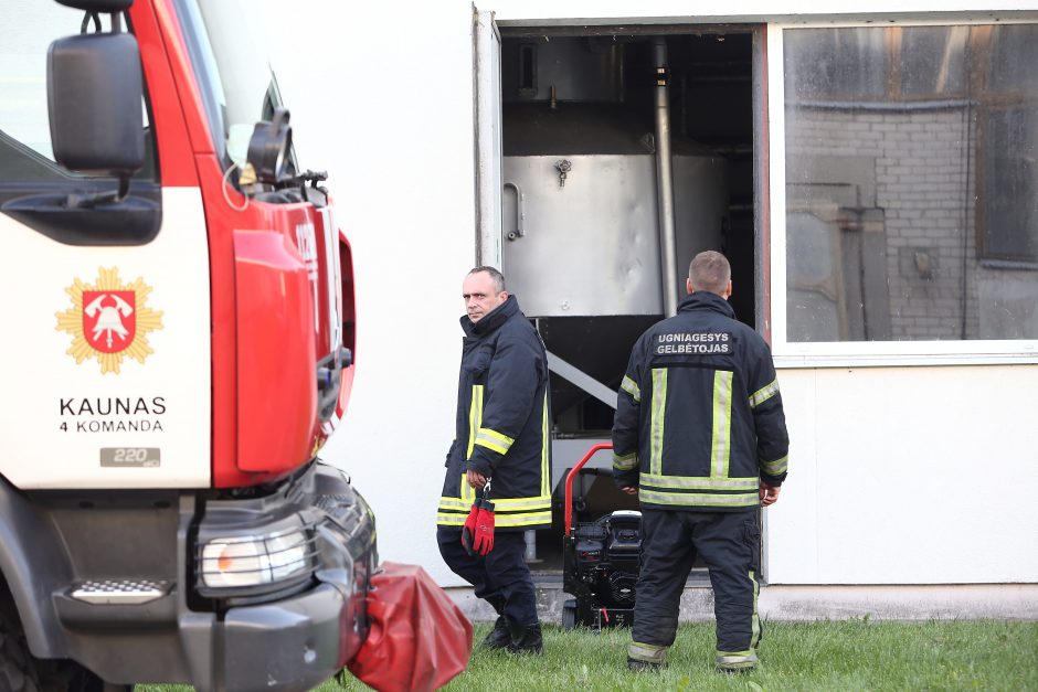 Energetikos instituto laboratorijoje išsiliejo chemikalai, evakuoti žmonės