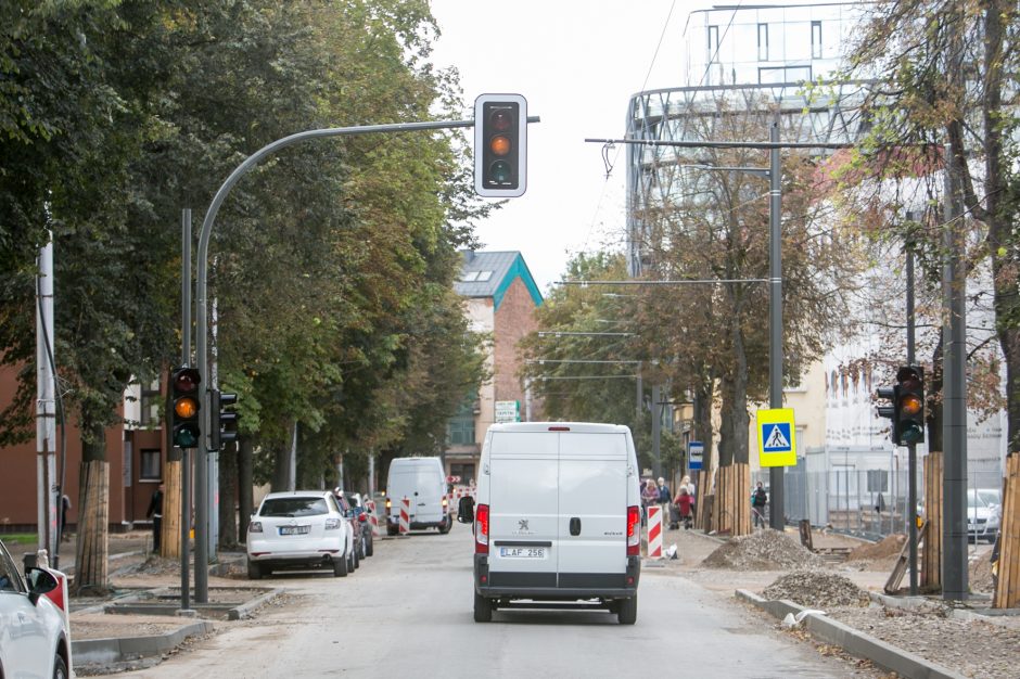 Vairuotojų kantrybę Kęstučio gatvėje išbandys naujas šviesoforas