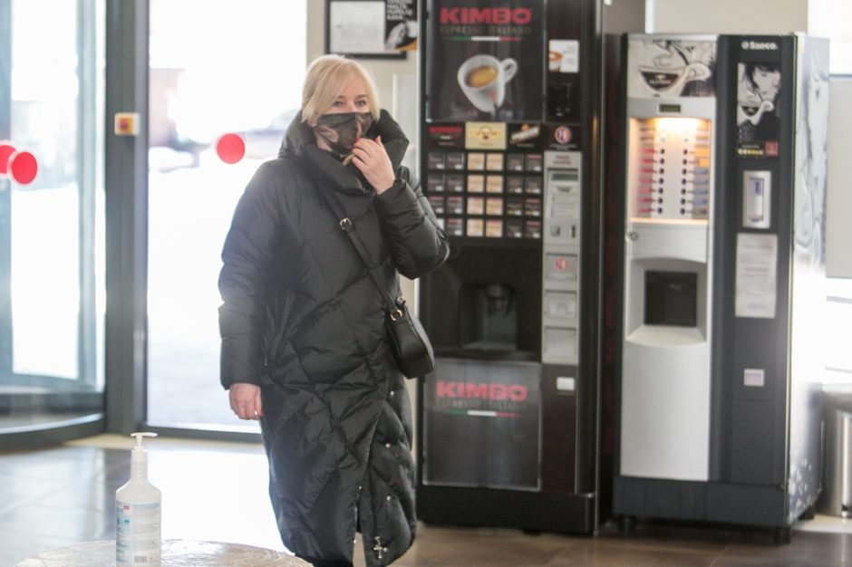 Teisininkų ir bažnyčios tarnų nuomonės dėl H. Daktaro išsiskyrė – lieka įkalintas iki gyvos galvos