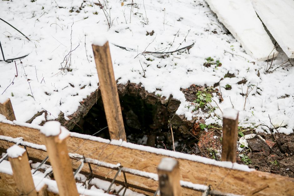 „Marijos radijo“ kiemą kertantys kauniečiai jaučiasi nesaugiai: tik žingsnis iki nelaimės?