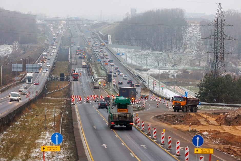 Spūstys, spūstys ir dar kartą spūstys: tilto remontas jau dusina Kauną