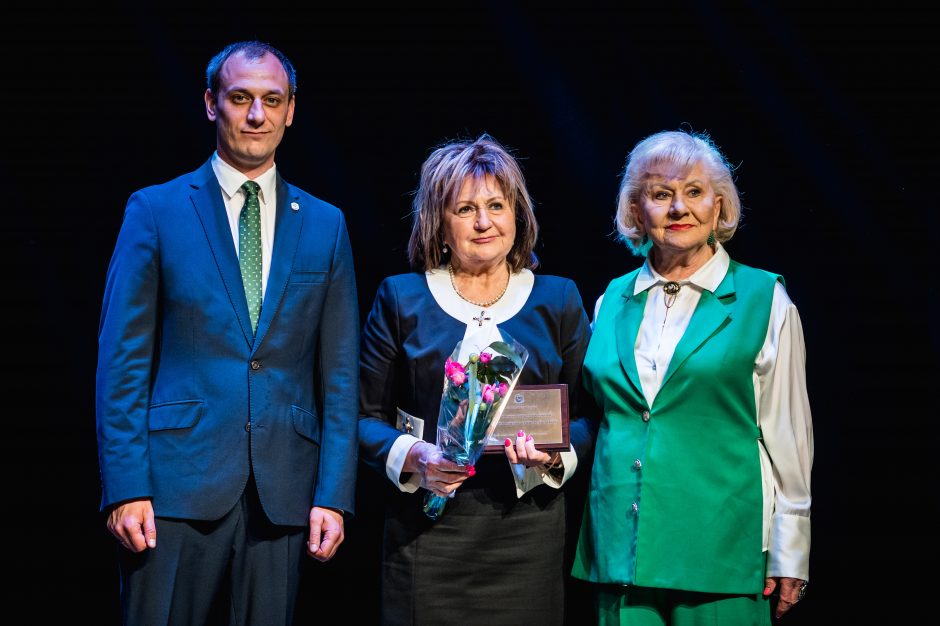 Kaunas iškilmingai paminėjo medicinos darbuotojų dieną: laureatams įteiktos premijos