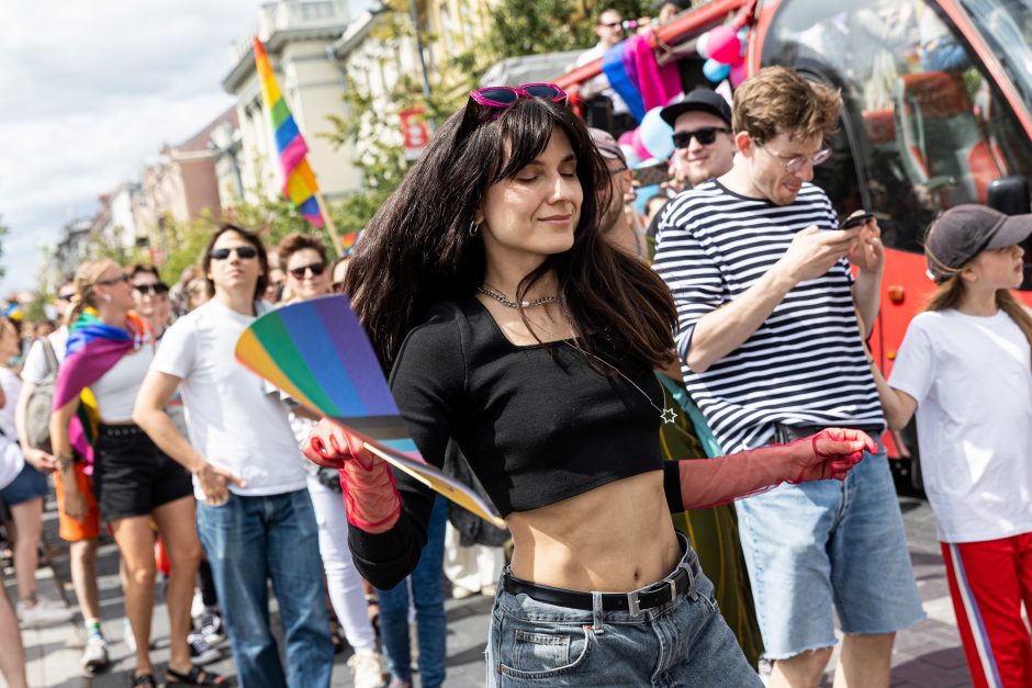 „Vilnius Pride 2023“: į minią vos neįsirėžė automobilis