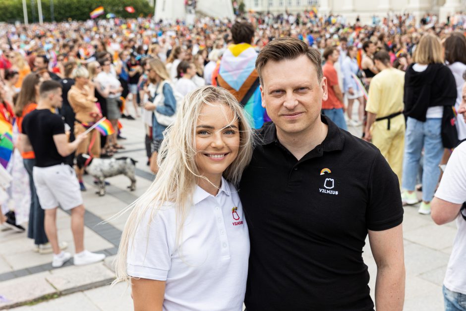 „Vilnius Pride 2023“: į minią vos neįsirėžė automobilis