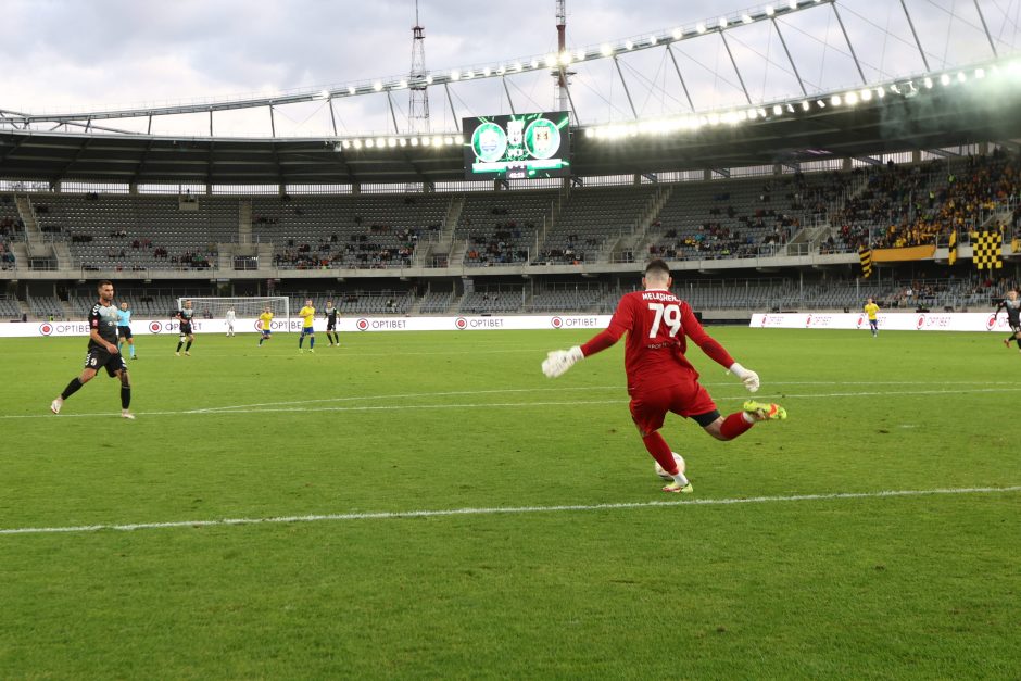 LFF taurės trofėjų iškėlė „TransInvest“