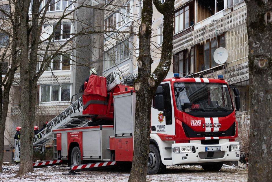 Sprogusio daugiabučio gyventojas: kad tam žmogui buvo varžtukai pasisukę, tai faktas