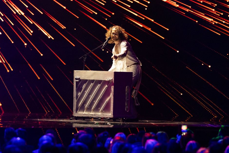 Bilietą į didžiąją „Euroviziją“ iškovojo Silvester Belt!