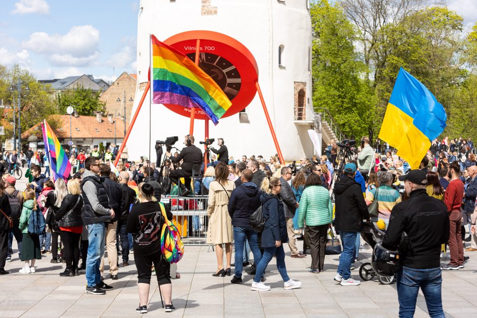 Keli šimtai žmonių Vilniuje susirinko pareikšti, kad visos šeimos svarbios