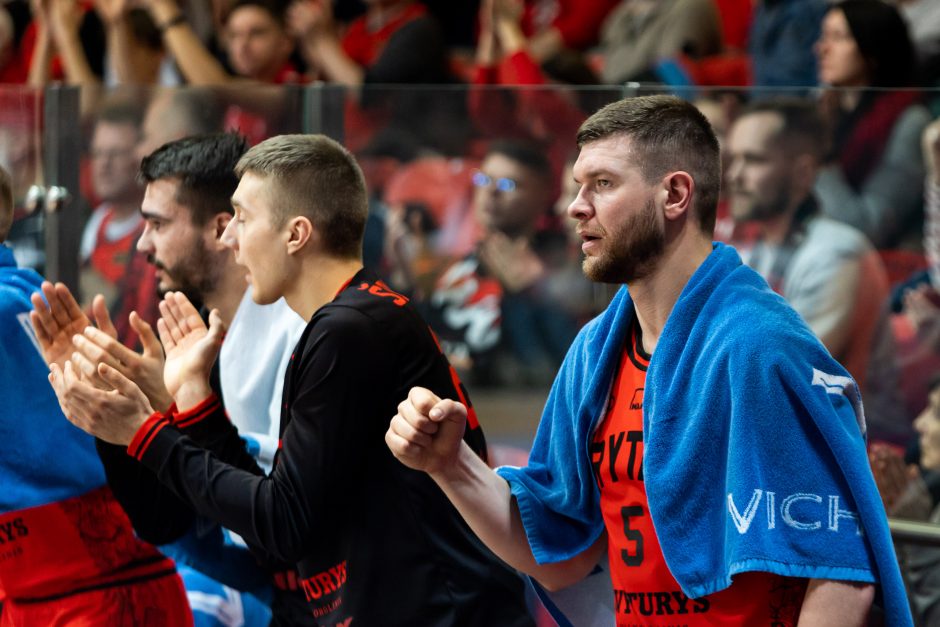 Karšta akistata sostinėje baigėsi uteniškių revanšu prieš čempionus