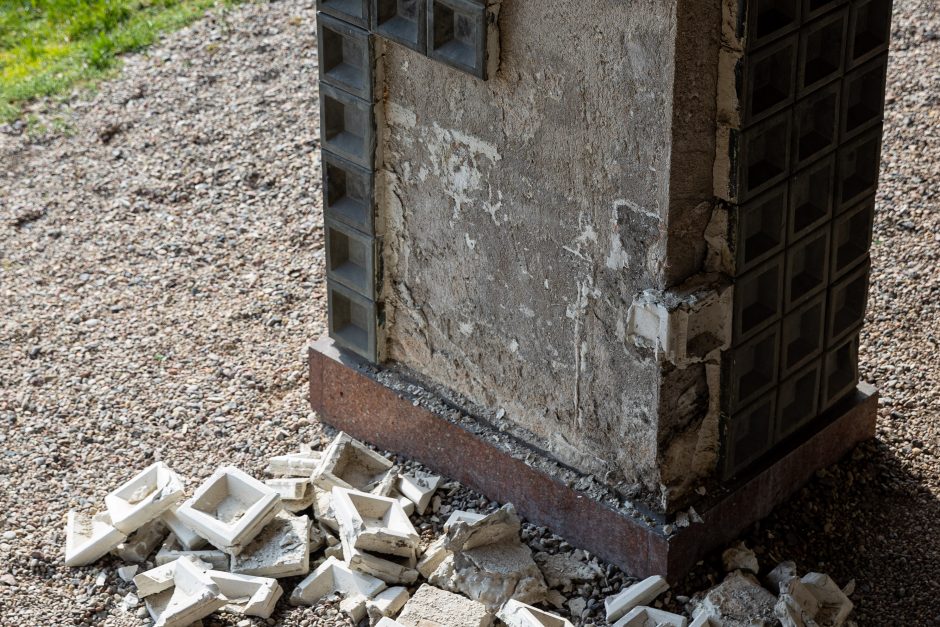 Pavogtos Operos ir baleto teatro žalvarinės apdailos detalės