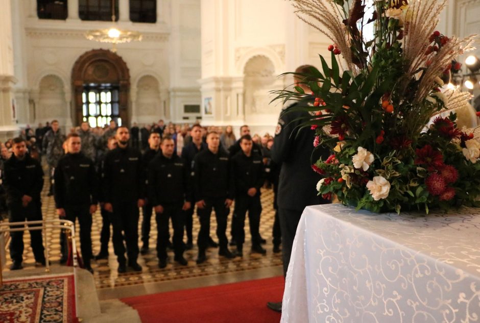 Už išgelbėtas žmonių gyvybes apdovanotas jaunas kaunietis