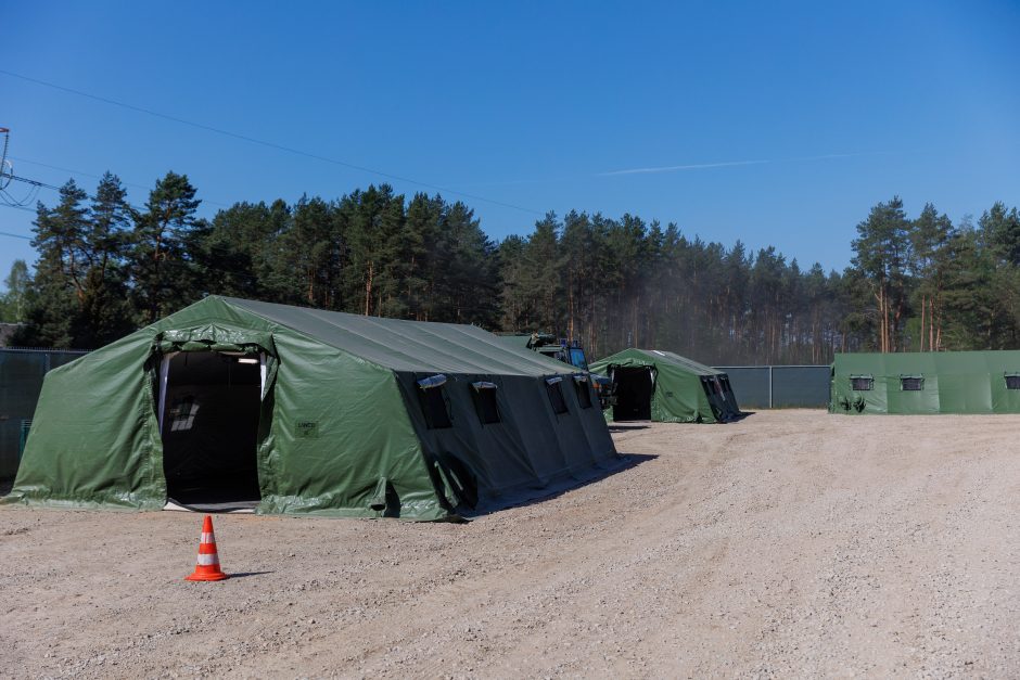 Kartotiniams mokymams atvyko 2500 aktyviojo rezervo karių