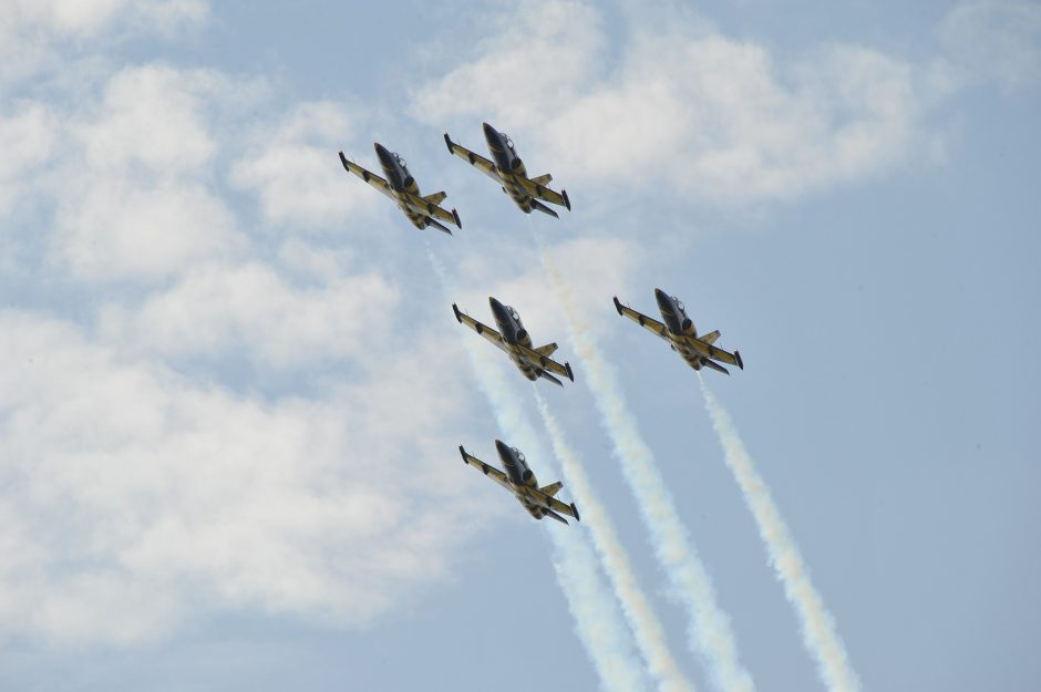 Šimtmečio aviacijos šventė žada  kvapą gniaužiančią programą