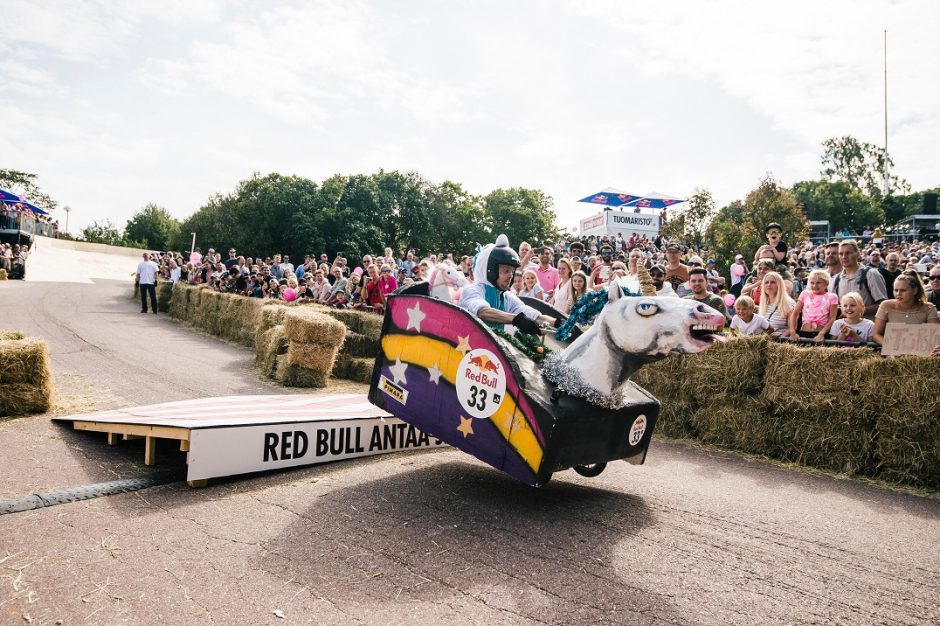 Paskelbta „Red Bull muilinių lenktynių“ programa