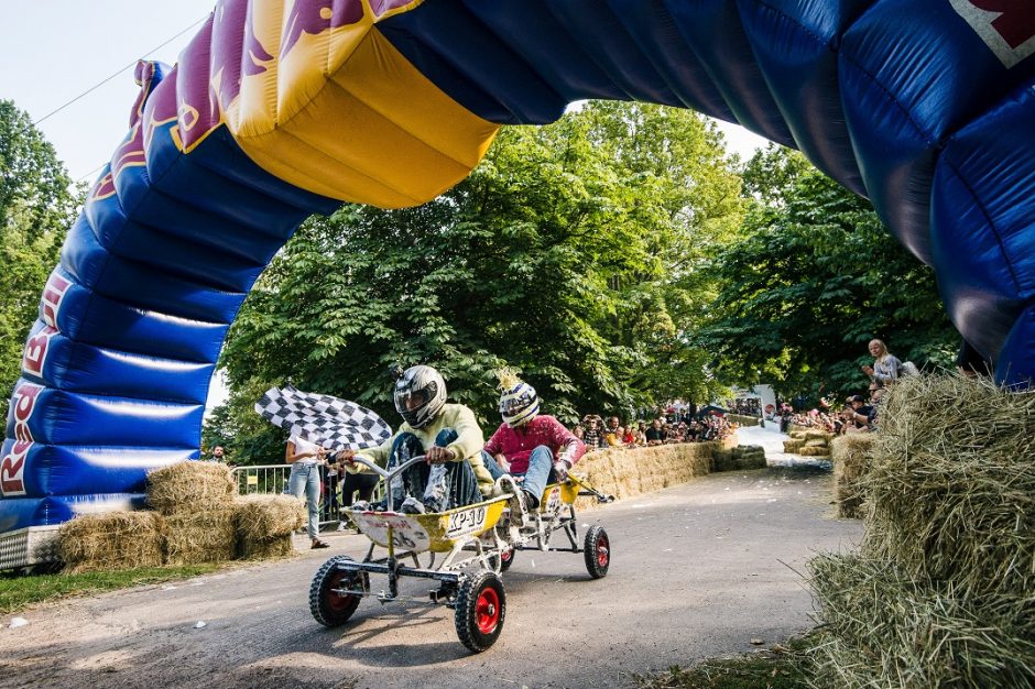 Paskelbta „Red Bull muilinių lenktynių“ programa