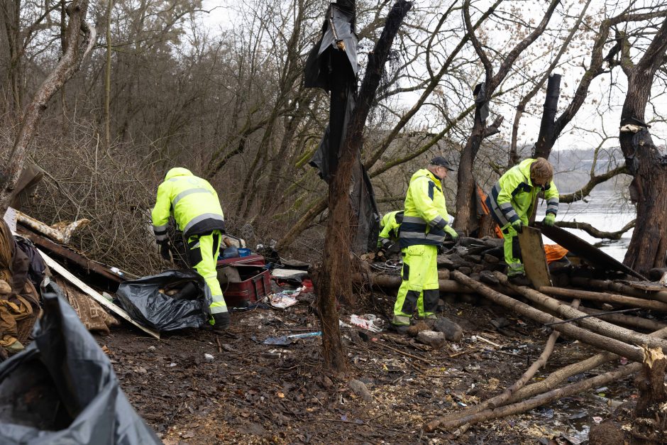 Nugriovė pensininko gūžtą: juk niekam ant sprando nesėdžiu, valgyti neprašau