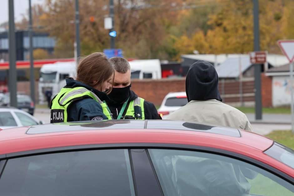 Vėl pasaulio čempione tapusi R. Meilutytė metė pirštinę policijai: apskundė jos skirtą nuobaudą