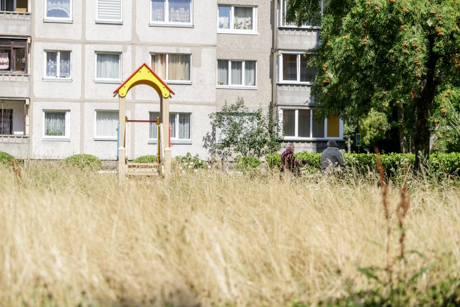 Gyventoja: vaikų žaidimo aikštelė – atnaujinta, bet į ją baisu įžengti