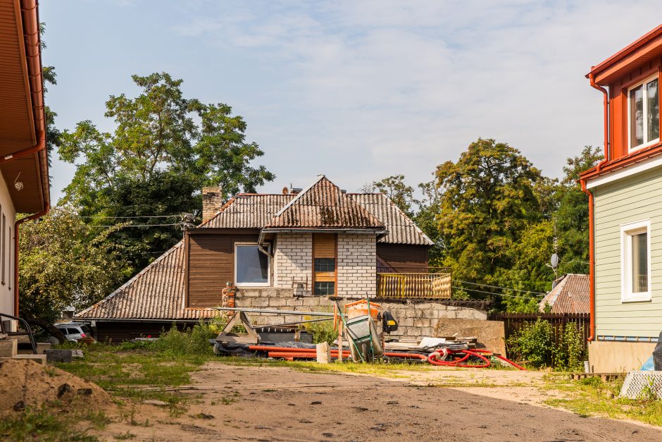 Verslininkės užgrobė dalį sklypo ir patalpų?