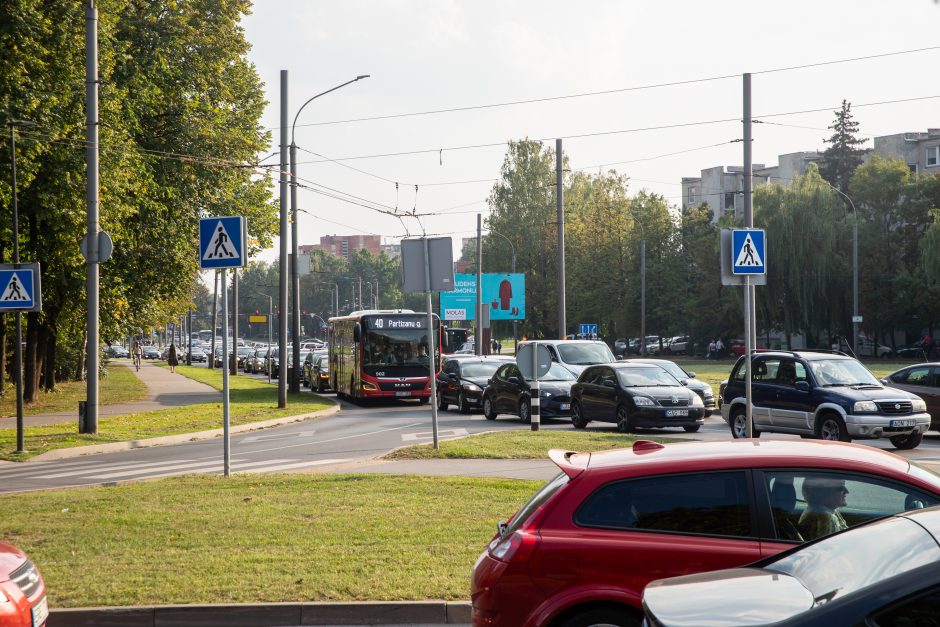 Išgirdo kauniečių prašymą – judrioje vietoje nubraižė korį