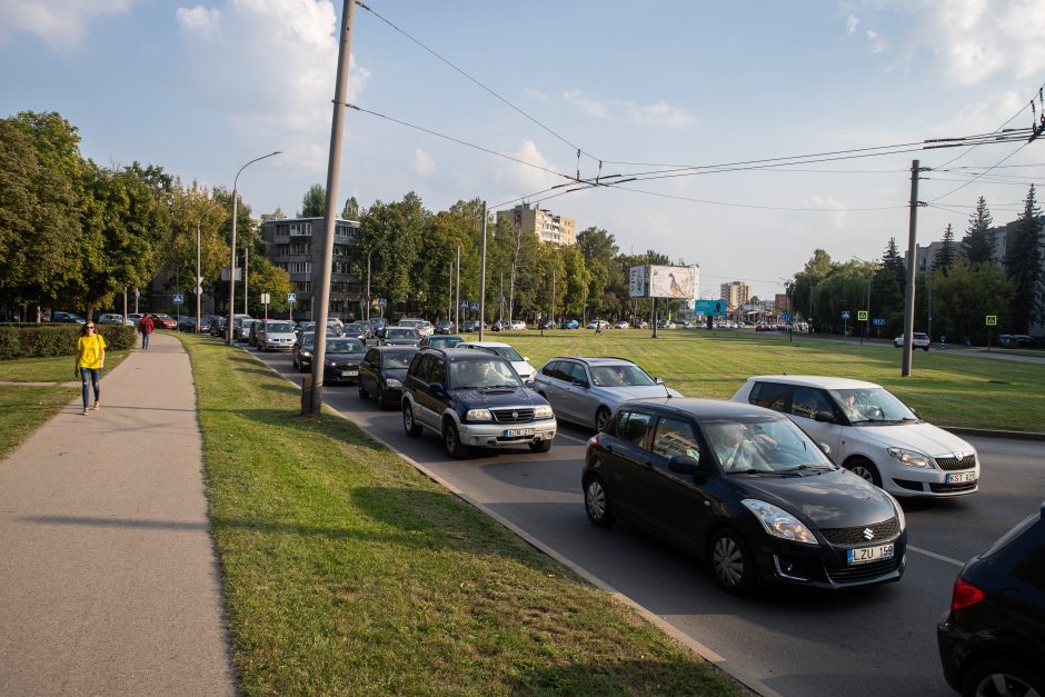 Išgirdo kauniečių prašymą – judrioje vietoje nubraižė korį