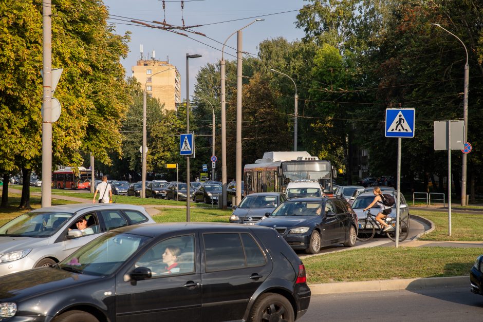 Išgirdo kauniečių prašymą – judrioje vietoje nubraižė korį