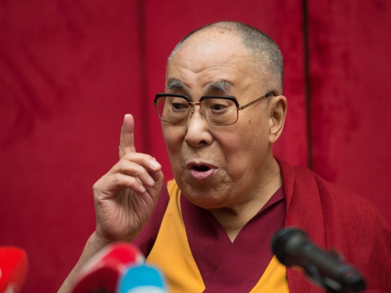 Dalai Lama išrašytas iš ligoninės