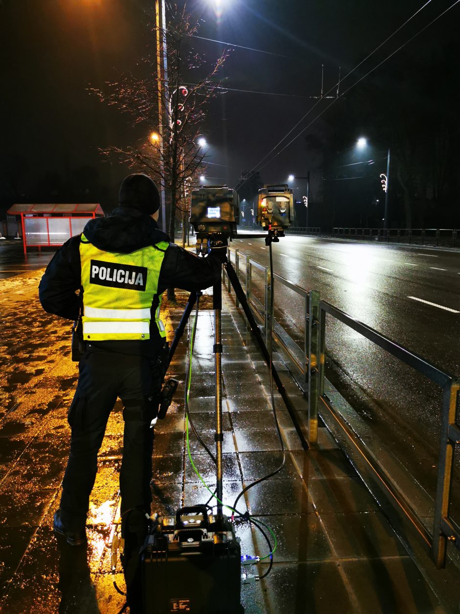 Kauno gatvėse – išbandymas greičio mėgėjams: kontrolę žada tik didinti