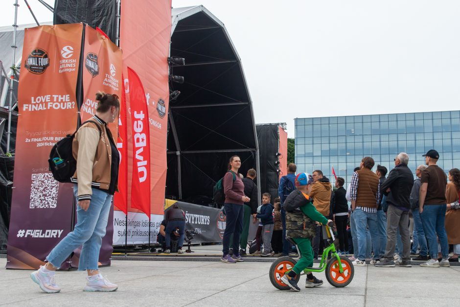 Nuotaikos Eurolygos fanų zonoje: užburia puiki atmosfera 