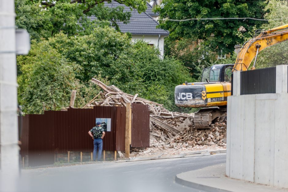 Paveldosaugininkai: Žaliakalnyje nugriautas namas – nevertingas