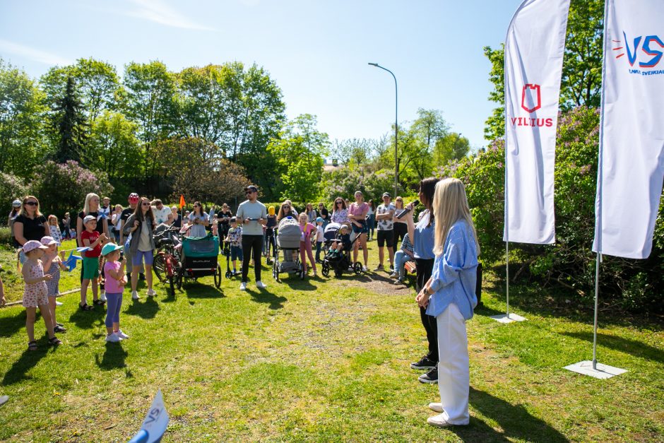 Pasaulinei mamų psichikos sveikatos dienai paminėti skirta eisena sutraukė per 1 tūkst. dalyvių