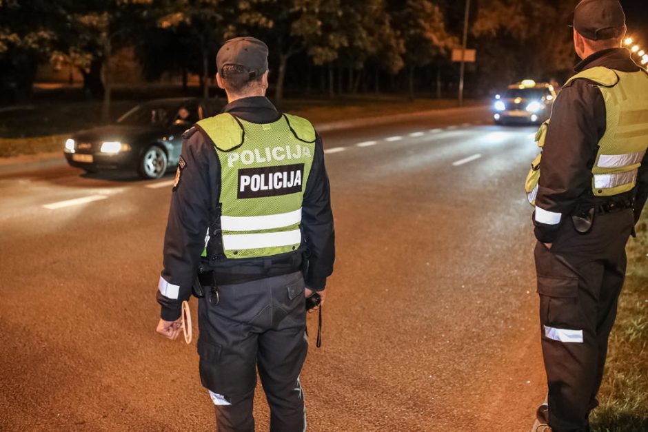 Tarp įsimintiniausių savaitės įvykių – A. Juozapavičiaus pr. 150 km/val. greičiu skriejęs lakstūnas