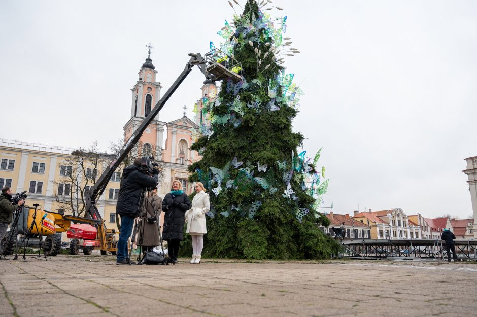 Intensyvus veiksmas Rotušės aikštėje: iki eglės įžiebimo lieka vos kelios dienos