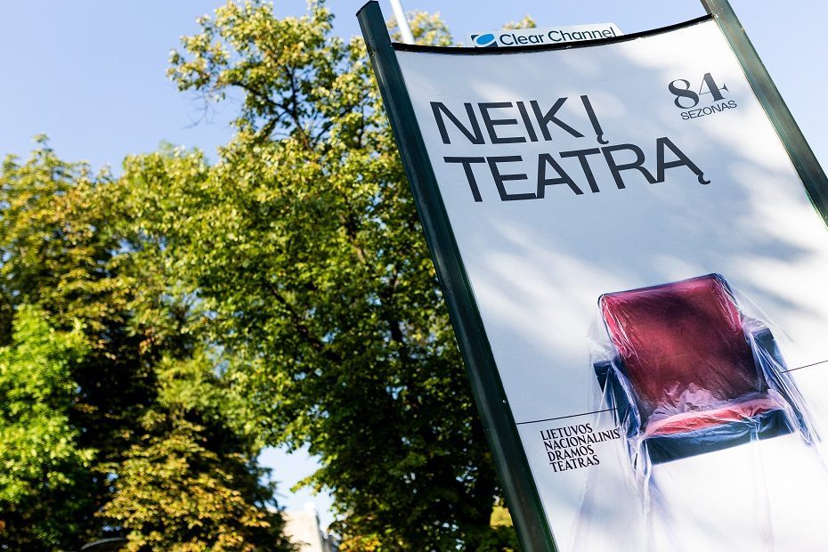 Sako, kad reklama „Neik į teatrą“ – puiki: iš šio nesusipratimo naudos sulauksime visi