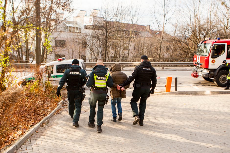 Skandalingojo šturmo byla: nakties vaiduoklis Asilo neišgelbėjo – įkalinamas 4 metams