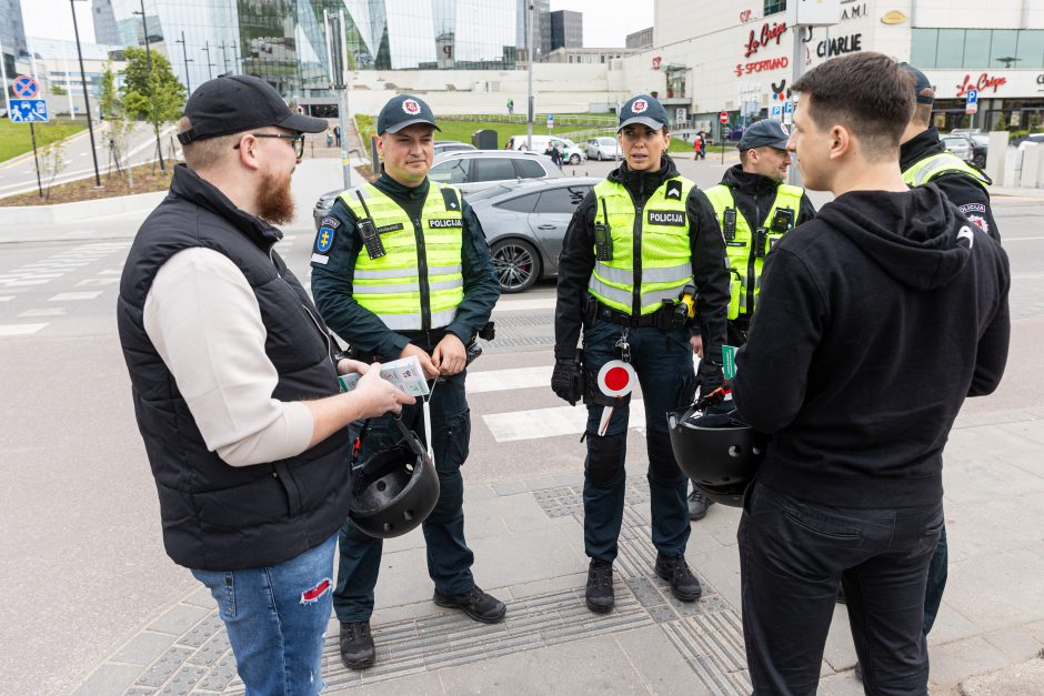 Sostinėje – paspirtukų reidas: primena svarbų dalyką 