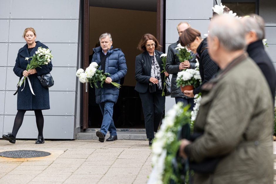 Primabalerina L. Aškelovičiūtė-Razmienė atgulė amžinojo poilsio