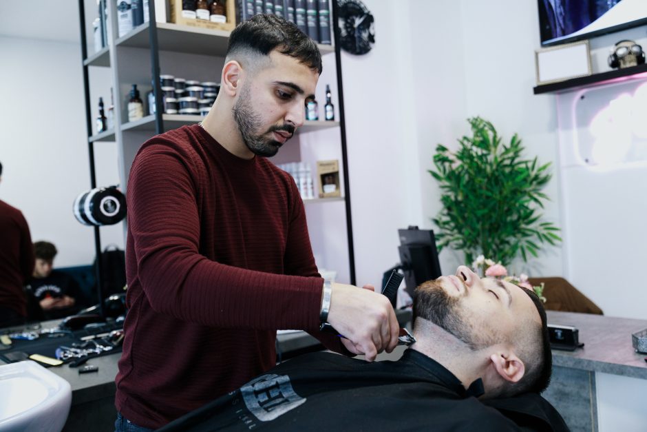 Brolių barberių salonas „Habibi barbershop“