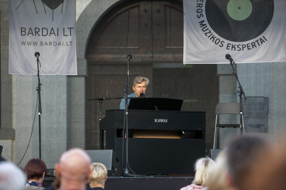 Koncertų cikle „Pažaislio liepų alėjos vakarai“ – festivalio „Purpurinis vakaras“ atidarymas