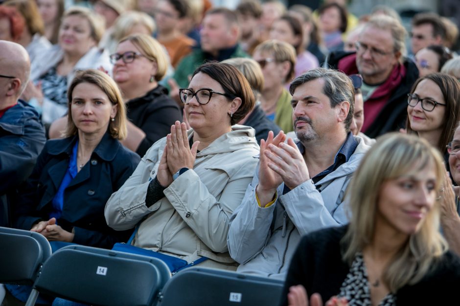 Koncertų cikle „Pažaislio liepų alėjos vakarai“ – festivalio „Purpurinis vakaras“ atidarymas